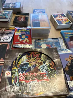 Huge Lot Of Vintage Trading Cards, Both Non-Sports And Sports - Image 4