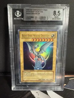 Yu-Gi-Oh! Blue-Eyes White Dragon YAP1-EN001 BGS 8.5 NM-MT+ 2008 Anniversary Pack - Image 2
