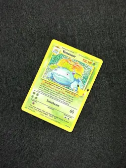2021 Pokemon SWSH Celebrations Venusaur Classic Collection #15/102 Holo - Image 3