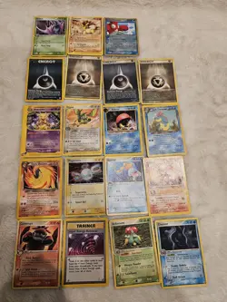 Pokemon Mixed Card 19 Card Lot - Image 1