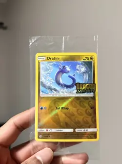 2018 POKEMON S&M DRAGON MAJESTY DRATINI 35/70 TOYS R US STAMPED PROMO SEALED - Image 2