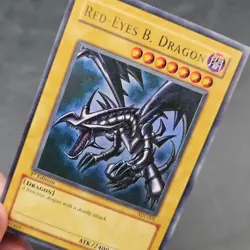 Yu-Gi-Oh! TCG Red-Eyes B. Dragon SDJ-001 Ultra Rare Unlimited Holo Vintage 1996 - Image 2
