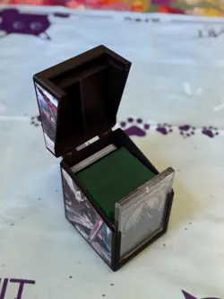 Magic the Gathering Deck Box - Final Fantasy - Squall - Image 4