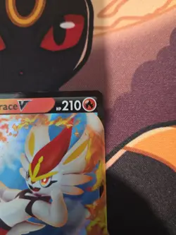Pokemon TCG Shining Fates CINDERACE V Ultra Rare Single Card 018/072 - Image 3