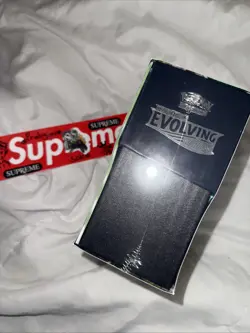 Pokemon Evolving Skies Elite Trainer Box ETB Brand New Sealed 820650808944 - Image 3