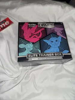 Pokemon Evolving Skies Elite Trainer Box ETB Brand New Sealed 820650808944 - Image 5