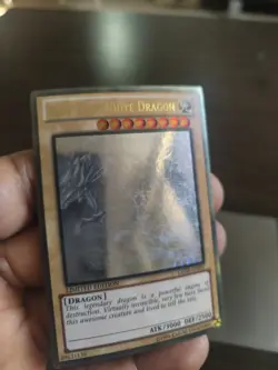 Yugioh Blue-Eyes White Dragon GLD5-EN001 Gold Ghost Rare Limited Edition MP - Image 2