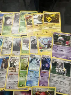 Pokemon Diamond & Pearl - Mysterious Treasures Lot - 40 cards - Image 3