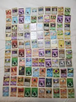 HEAVY PLAY 100 Vintage Pokemon Cards Japanese Mixed Common Uncommon - Image 1