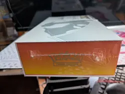 Pokemon TCG Sword and Shield Ultra Premium Collection Charizard Box 820650871115 - Image 3