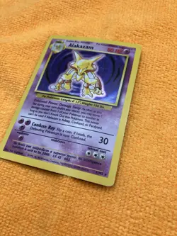 Pokemon TCG Alakazam Holo Rare Card 1/102 Base Set 1999 - Image 2