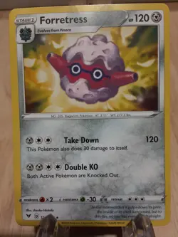 Forretress - 114/185 - Vivid Voltage- Non Holo Rare - Pokemon TCG Lightly Played - Image 1