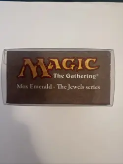 Magic MTG Jewels Series Mox Replica Jewelry Emerald - Image 5