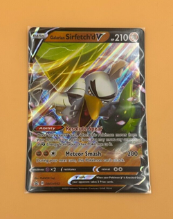 Pokemon TCG: Galarian Sirfetch'd V - SWSH043 - Jumbo Card - Promo (PR) | LP - Image 1