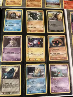 Lot Of 40 Pokemon Cards Mid Era Revere Holos , Vintage (more In Bin) Con Vary - Image 3