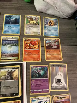 Lot Of 40 Pokemon Cards Mid Era Revere Holos , Vintage (more In Bin) Con Vary - Image 5