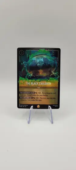 Disney Lorcana TCG: The Black Cauldron 32/204 Legendary Cold Foil Card NM - Image 1