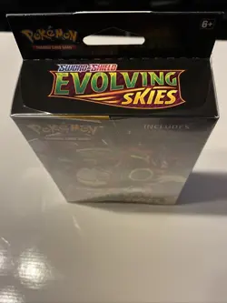Pokemon TCG Sword & Shield Evolving Skies Hanger pack Box (3 Booster Packs) 820650851551 - Image 2