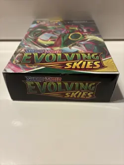 Pokemon TCG Sword & Shield Evolving Skies Hanger pack Box (3 Booster Packs) 820650851551 - Image 3