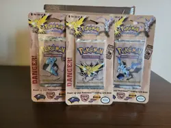Pokemon Fossil Blister Booster Pack WOTC Factory Sealed Mint Each Artwork MINT - Image 1