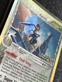 Beedrill 1/113 - Rare Reverse Holo (Delta Species 2005) Pokemon Card - Image 3