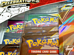 Pokemon Celebrations Collection: Lance's Charizard V Evolving Skies Fusion - NEW - Image 3