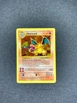 Pokemon TCG Charizard Base Set Shadowless 004/102 Holographic Card WOTC Ungraded - Image 1