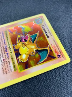 Pokemon TCG Charizard Base Set Shadowless 004/102 Holographic Card WOTC Ungraded - Image 3