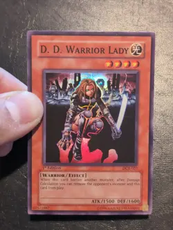 Yu-Gi-Oh! SUPER RARE CARD D.D. WARRIOR LADY DCR-027 1ST LP - Image 3