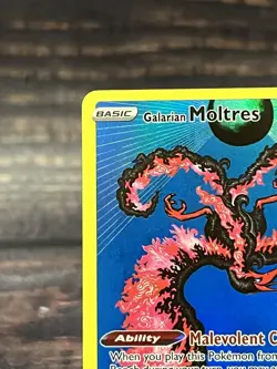Pokemon TCG Galarian Moltres SWSH284 Sword & Shield Promo - Image 2