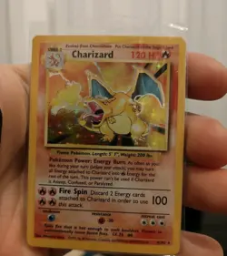 Charizard 4/102 Base Set Holographic Unlimited Rare Pokemon TCG - Image 3