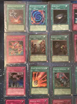 53x Yu-Gi-Oh OLDSCHOOL & REPRINT HOLO SAMMLUNG LOT ULTRA & SUPER RARE PACK FRESH - Image 2