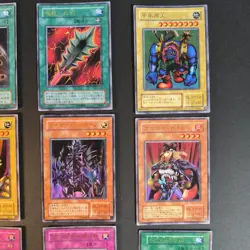 Lot 9 Cartes Yu-Gi-Oh! Retro (NO REPRINT) Old Layout Ultra/Super Rare Japonaises - Image 4