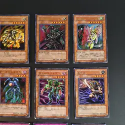 Lot 12 Cartes Yu-Gi-Oh! Retro Secrete/Ultra/Super Rare Japonaises - Image 3