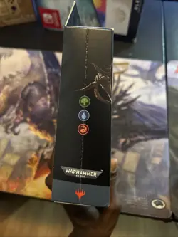 WOTC MTG - Universes Beyond: Warhammer 40,000 Tyranid Swarm Commander Deck New - Image 3