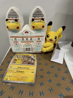 Pokemon x National History Museum Pikachu Jumbo Promo Card & Plush - Image 4
