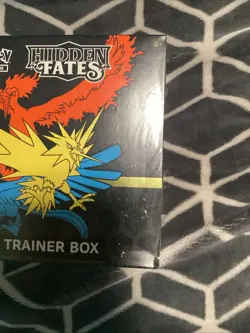 Hidden Fates Elite Trainer Box ETB English Factory Sealed Pokemon Box - Image 3