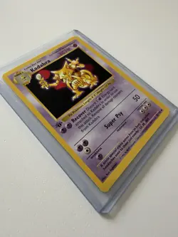 Pokemon TCG Kadabra Card 32/102 Base Set 1st Edition Shadowless - Image 3