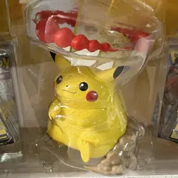 Pokemon Celebrations Premium Figure Collection Pikachu VMAX 25th Anniversary New 820650809408 - Image 2