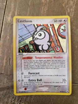 2004 Pokemon, EX Hidden Legends, #30/101 Castform, Reverse Holo NM/LP Uncommon - Image 1