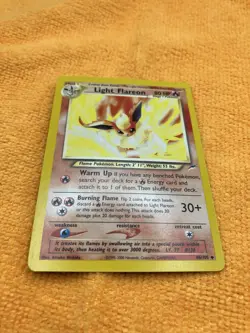 Light Flareon 46/105 Neo Destiny Vintage WOTC 2002 Pokemon LP - Image 1