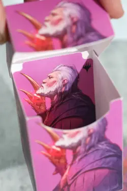 Ultra Pro - 100+ Card Deck Box and 100 sleeves for Magic: The Gathering Urza - Image 2