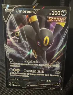 Umbreon V 094/203 Evolving Skies Half Art Holo Rare Pokemon Card NM - Image 1
