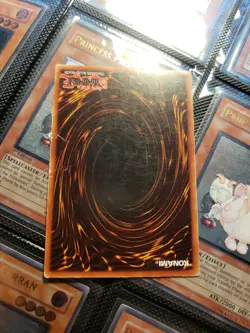 Blue-Eyes White Dragon SDK-001 Starter Deck: Kaiba-Unlimited Edition Unlimited - Image 4