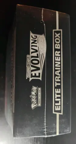 Pokemon TCG Sword and Shield Evolving Skies Elite Trainer Box ETB Sealed - Image 5