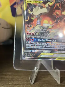 2019 POKEMON SM BLACK STAR PROMO #SM201 FULL ART/RESHIRAM & CHARIZARD GX MP - Image 2