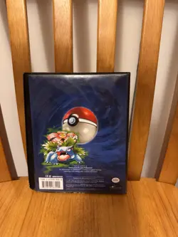 Vintage Pokemon 1999 Wizards of the Coast Trading Card Game Collector's Binder - Image 2