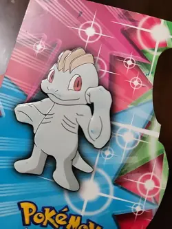 DMG! Machop #66 Die-Cut Embossed EVO10 - Pokemon Topps Series 3 - Blue Logo - Image 4