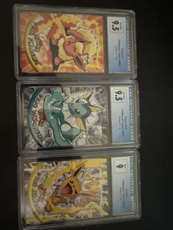 Topps 2000 Pokemon Series 3 Eeveelutions, Vaporeon, Jolteon, Flareon - Image 1