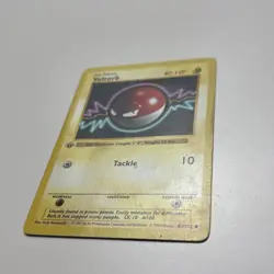 1999 Pokemon Base Set 1st Edition Voltorb 67/102 Shadowless WOTC Wizards LP #67 - Image 4